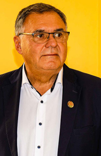 Bobák József